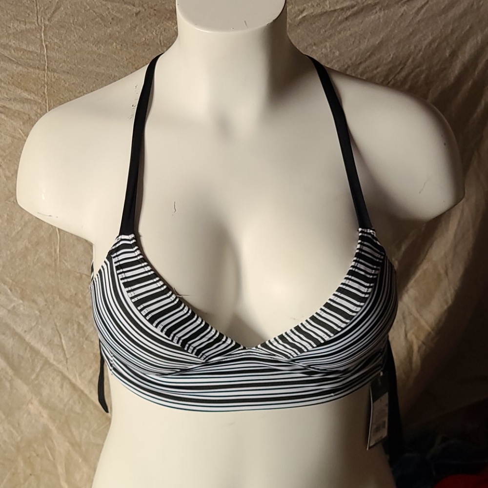 Swimsuit bikini top